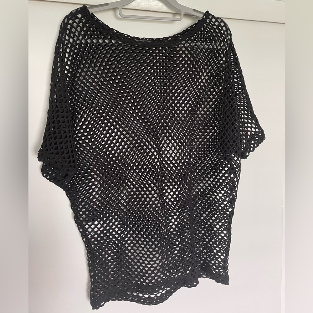 Emily Hsu top